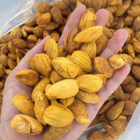 Hạt hạnh nhân bơ mỹ